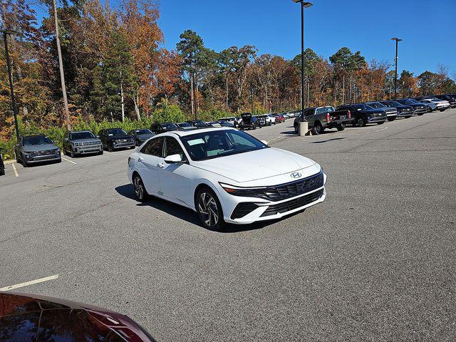 2025 Hyundai Elantra Hybrid Limited