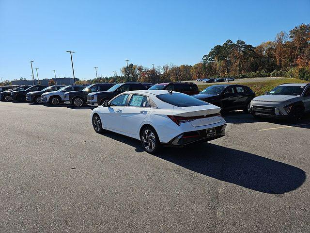 2025 Hyundai Elantra Hybrid Limited