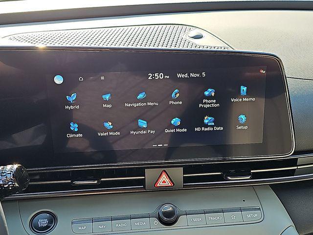 2025 Hyundai Elantra Hybrid Limited