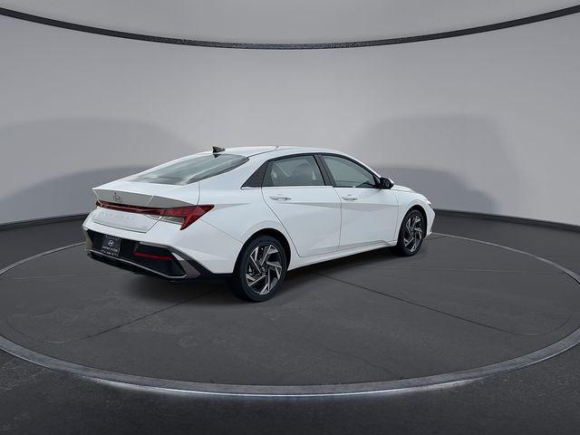 2025 Hyundai Elantra Hybrid Limited