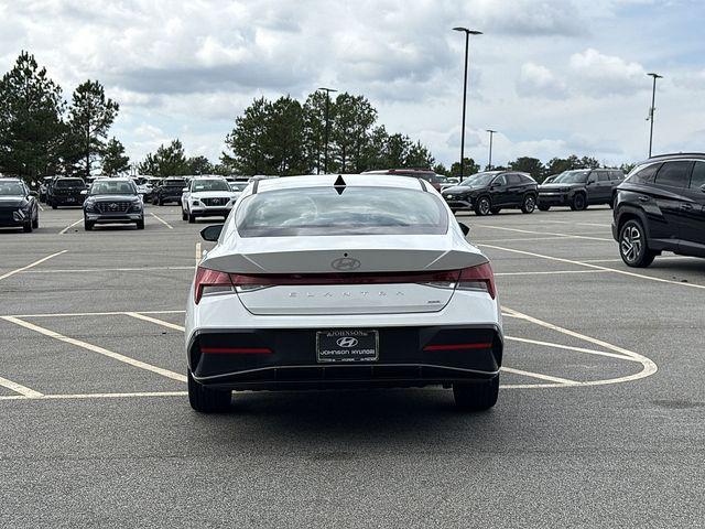 2025 Hyundai Elantra Hybrid Limited