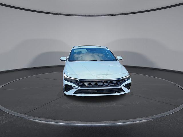 2025 Hyundai Elantra Hybrid Limited
