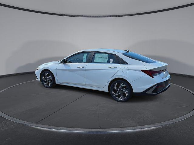 2025 Hyundai Elantra Hybrid Limited