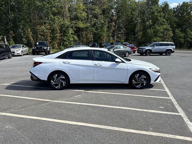 2025 Hyundai Elantra Hybrid Limited