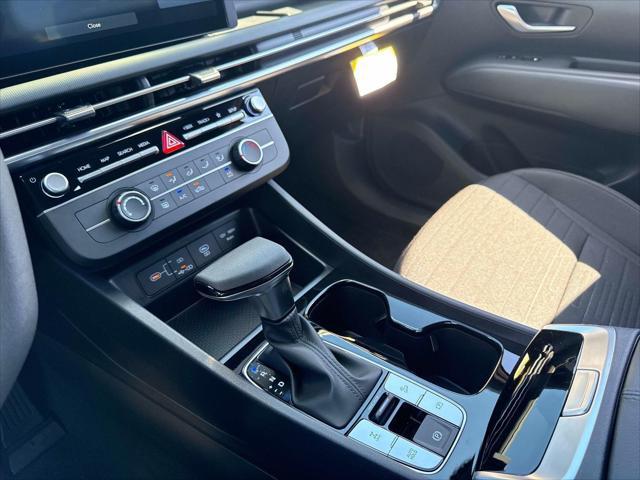 2026 Hyundai Santa Cruz SE