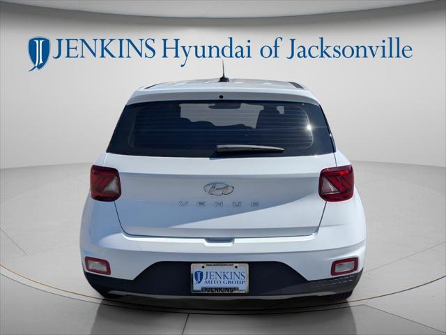 2025 Hyundai Venue SE