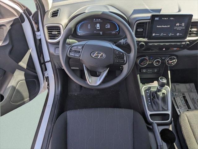 2025 Hyundai Venue SE