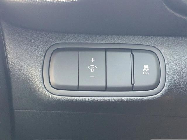 2025 Hyundai Venue SE