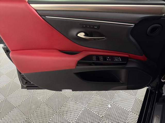 2024 Lexus ES 350 F SPORT Handling