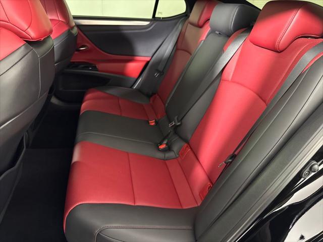 2024 Lexus ES 350 F SPORT Handling