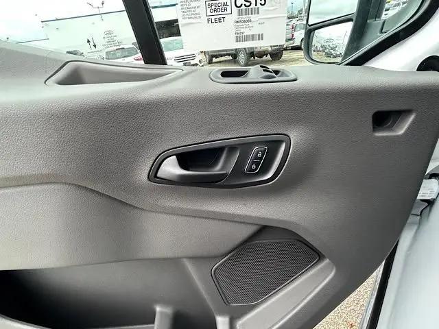 2024 Ford Transit Cutaway T-350