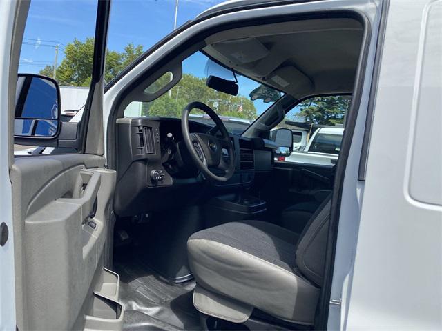2024 Chevrolet Express Cargo Van RWD 2500 Regular Wheelbase WT