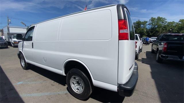 2024 Chevrolet Express Cargo Van RWD 2500 Regular Wheelbase WT