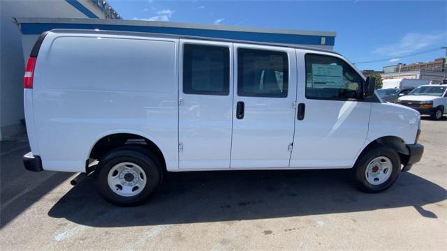 2024 Chevrolet Express Cargo Van RWD 2500 Regular Wheelbase WT