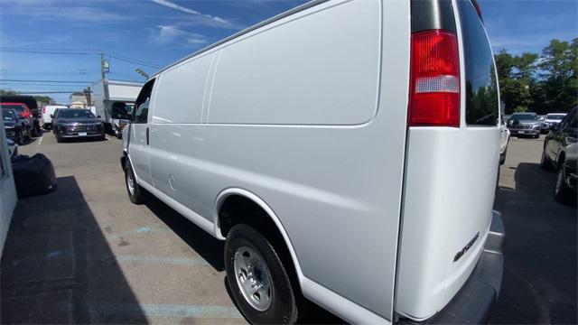 2024 Chevrolet Express Cargo Van RWD 2500 Regular Wheelbase WT
