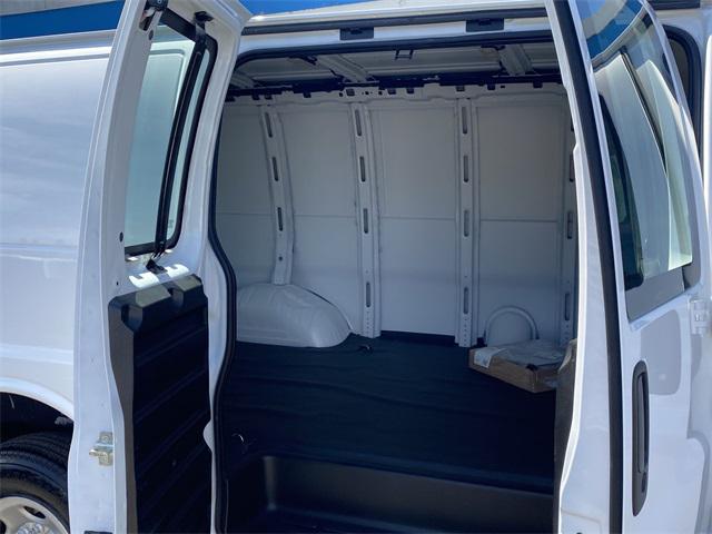 2024 Chevrolet Express Cargo Van RWD 2500 Regular Wheelbase WT