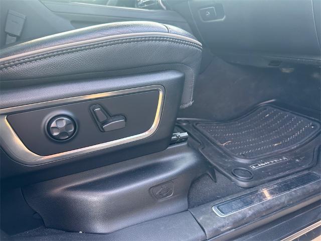 2019 Ram 1500 Limited Crew Cab 4x4 57 Box