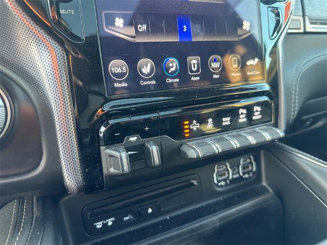 2019 Ram 1500 Limited Crew Cab 4x4 57 Box