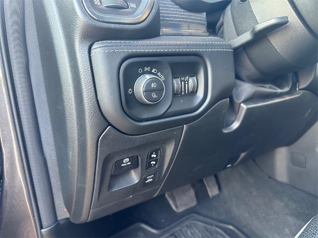 2019 Ram 1500 Limited Crew Cab 4x4 57 Box