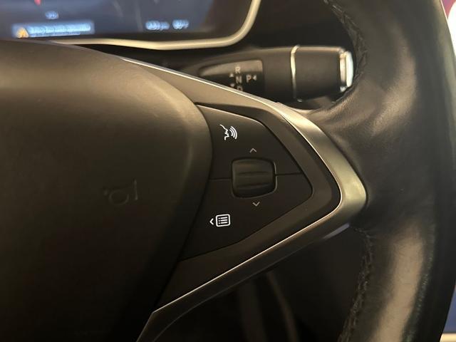 2015 Tesla Model S 70D