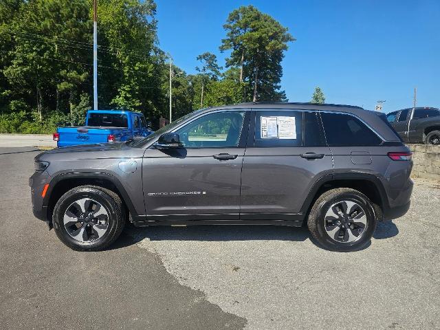 2024 Jeep Grand Cherokee Base