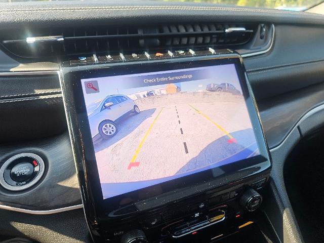 2024 Jeep Grand Cherokee Base