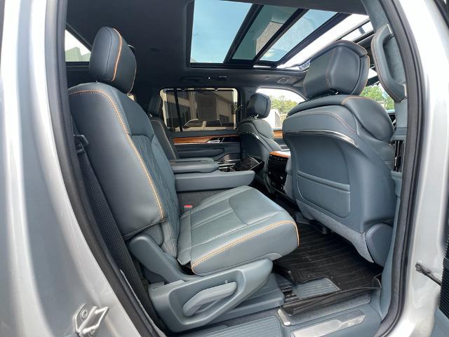 2022 Jeep Grand Wagoneer Series III 4x4