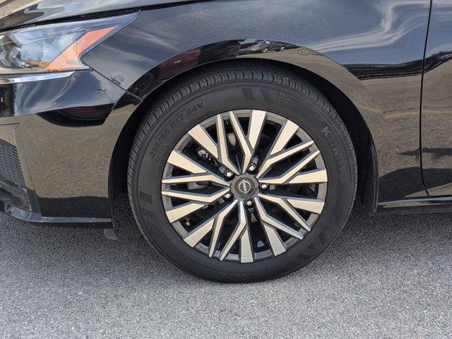 2024 Nissan Altima SV FWD
