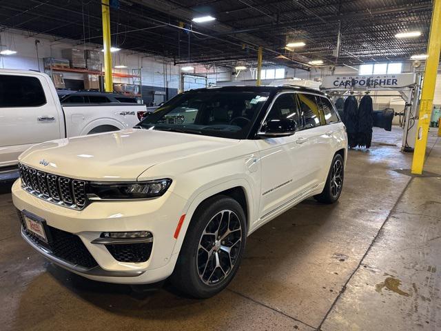2022 Jeep Grand Cherokee 4xe Summit Reserve 4x4