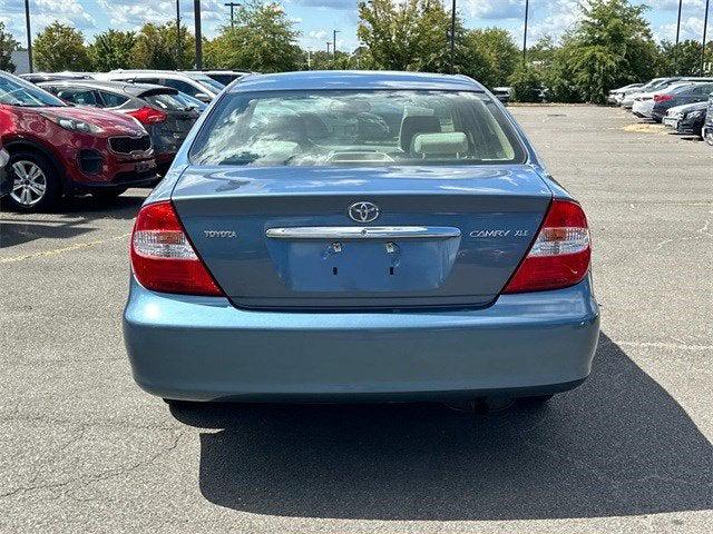 2004 Toyota Camry XLE