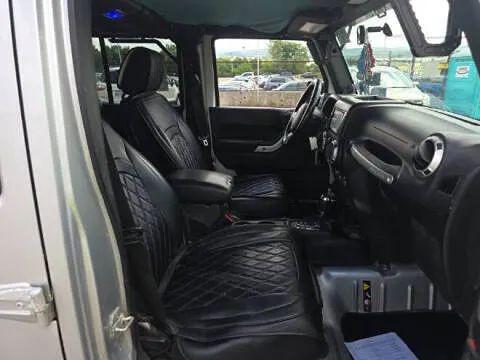 2012 Jeep Wrangler Unlimited Sahara