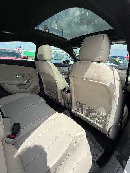 2025 Mercedes-Benz CLA 250 250