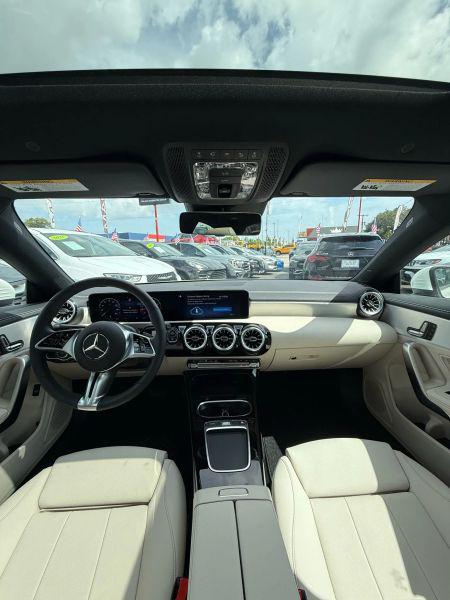 2025 Mercedes-Benz CLA 250 250