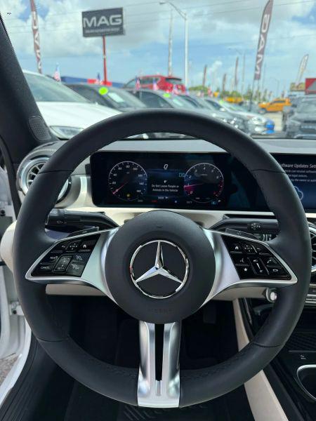 2025 Mercedes-Benz CLA 250 250