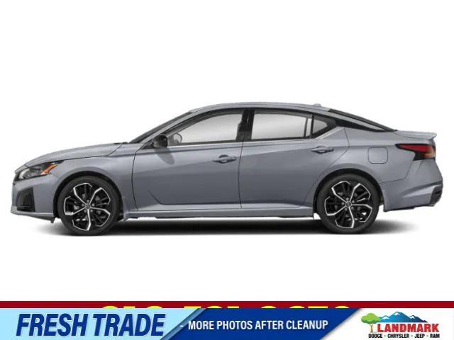 2023 Nissan Altima SR FWD
