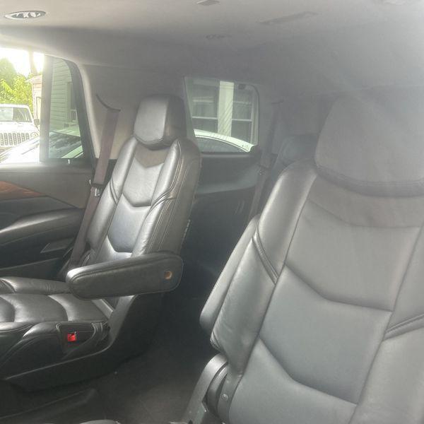 2017 Cadillac Escalade Premium Luxury
