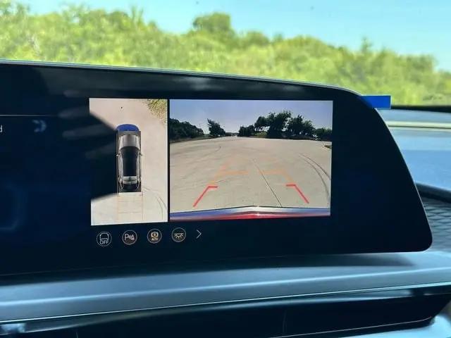 2026 Cadillac iQ Luxury AWD