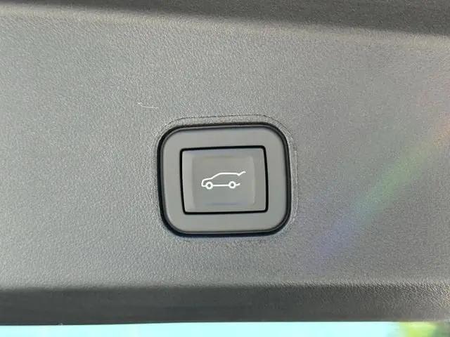 2026 Cadillac iQ Luxury AWD