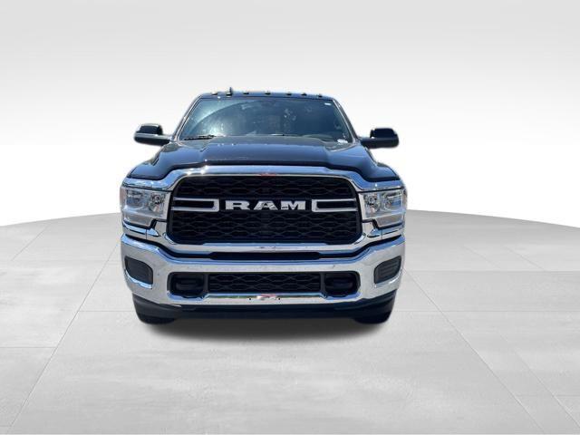 2022 RAM 2500 Tradesman Crew Cab 4x4 64 Box