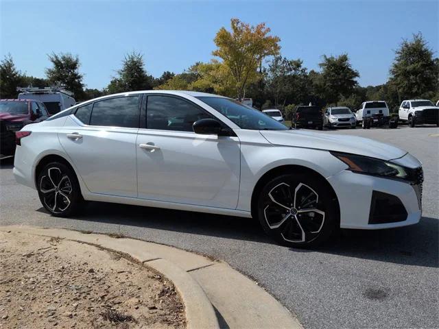 2024 Nissan Altima SR Intelligent AWD