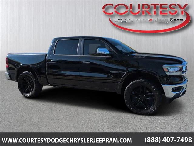 2022 RAM 1500 Laramie Crew Cab 4x4 57 Box