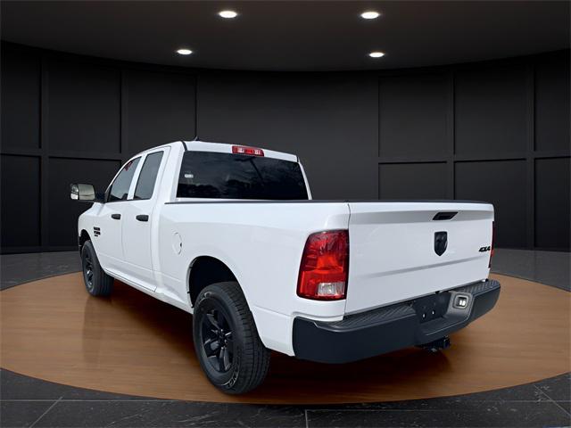 2024 RAM 1500 Classic Tradesman Quad Cab 4x4 64 Box
