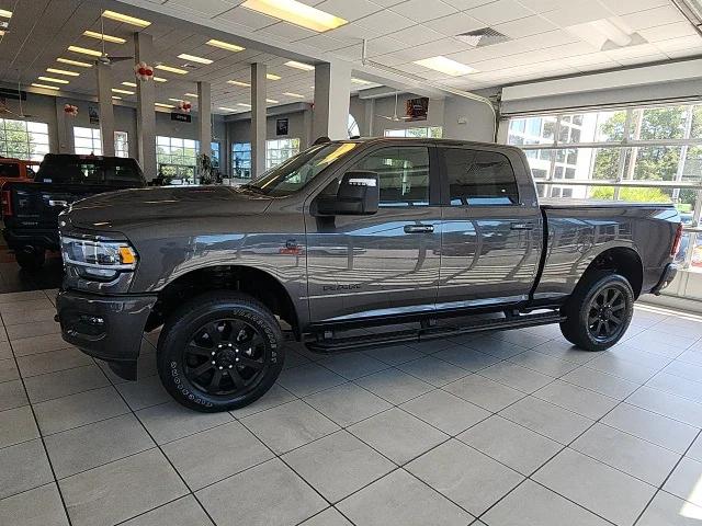 2024 RAM 2500 Laramie Crew Cab 4x4 64 Box
