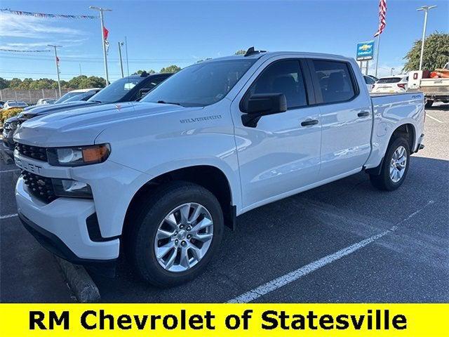 2021 Chevrolet Silverado 1500 4WD Crew Cab Short Bed Custom