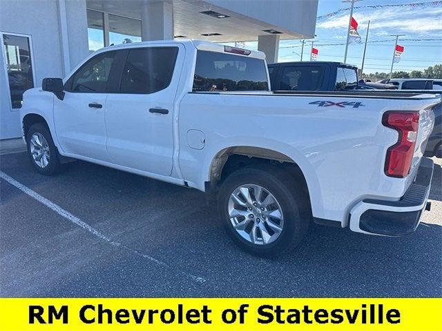 2021 Chevrolet Silverado 1500 4WD Crew Cab Short Bed Custom