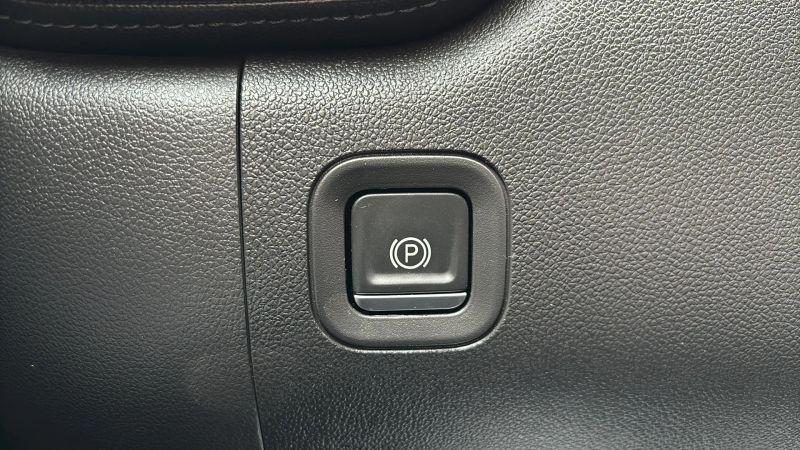 2020 GMC Sierra 1500 4WD Crew Cab Short Box SLE