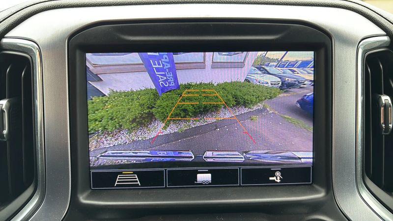 2020 GMC Sierra 1500 4WD Crew Cab Short Box SLE