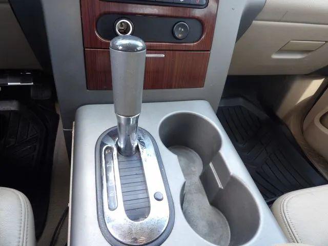 2005 Ford F-150 LARIAT