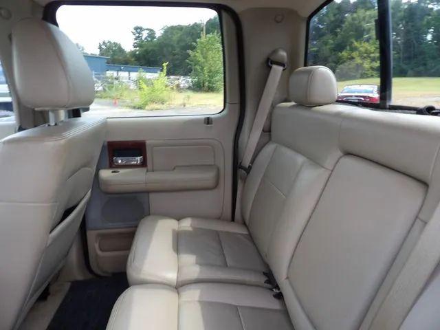 2005 Ford F-150 LARIAT