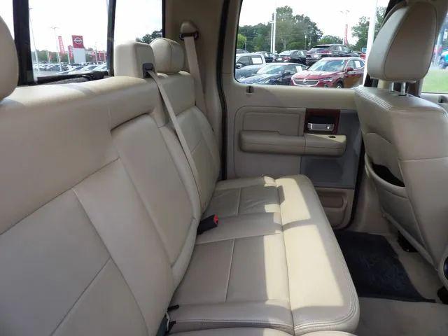 2005 Ford F-150 LARIAT